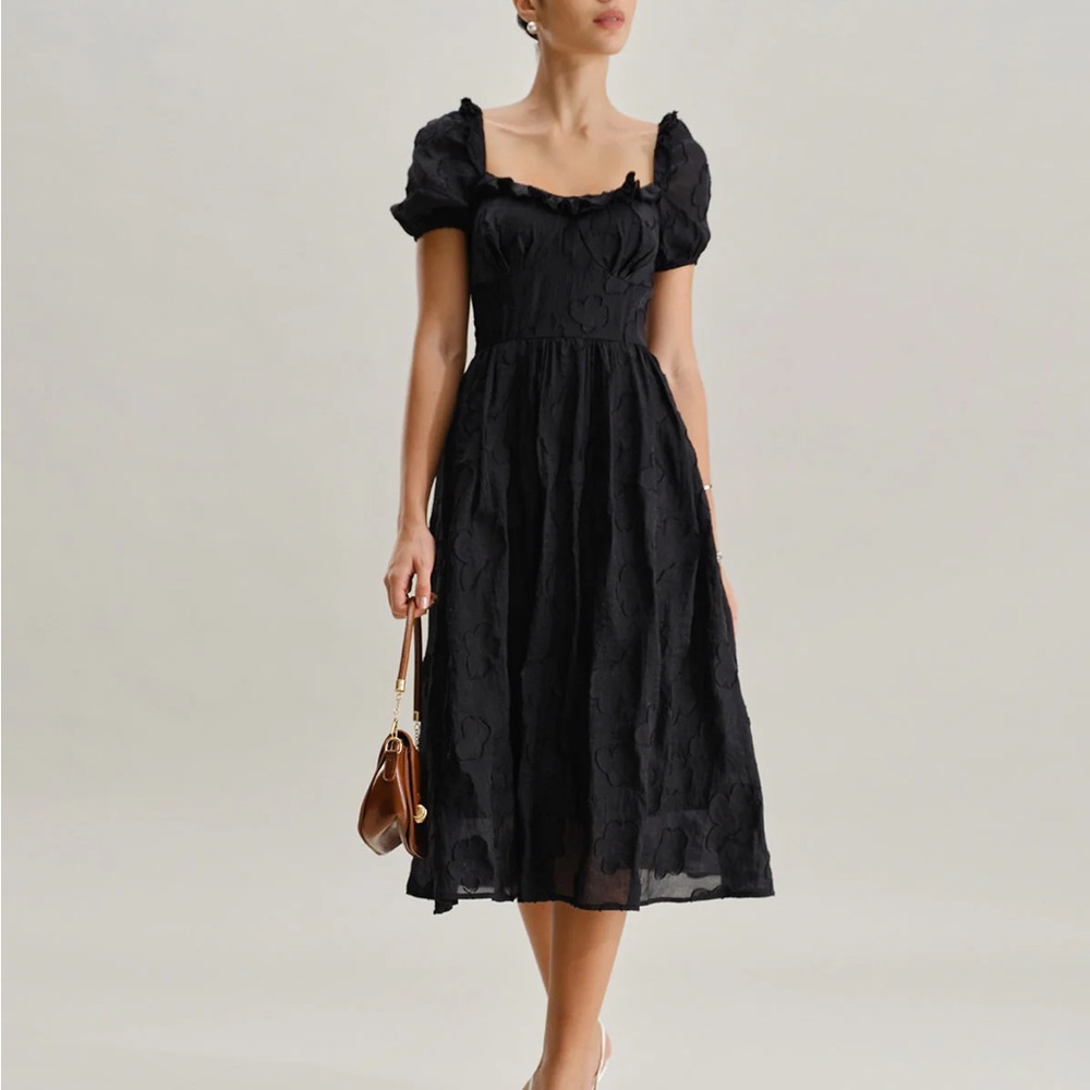 Black Square Neck Puffed Sleeve Midi Dress - Picture 4 of 8
